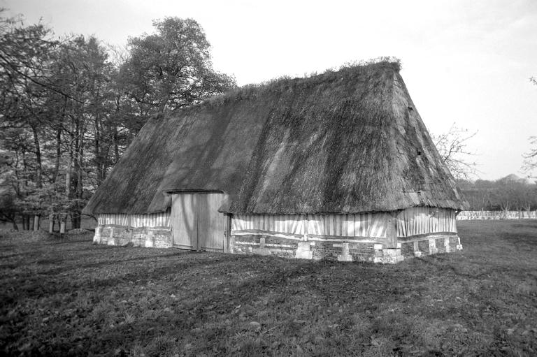 Grange, façade principale.- Photographie de l'Inventaire général, 1980. 