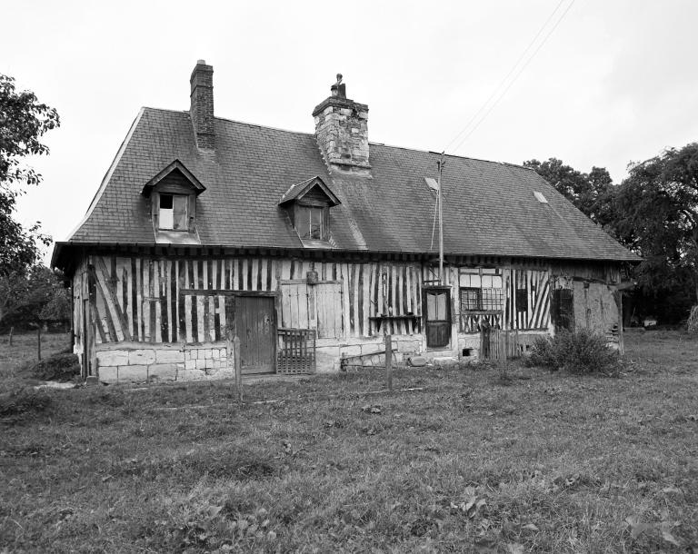 Logis, façade principale.- Photographie de l'Inventaire général, 1980. 