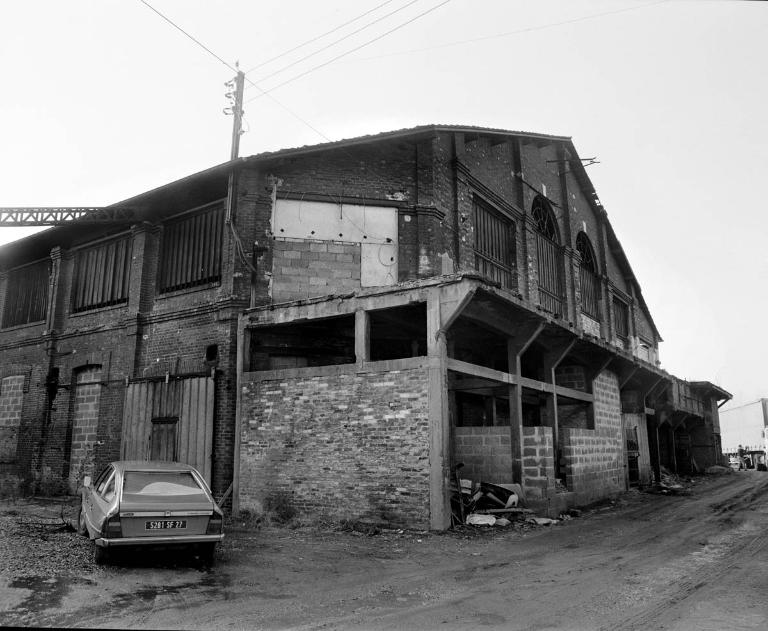 Atelier de fabrication (bâtiment 12 du plan de 1940 par Mauge), élévations nord et est (état en 1985).