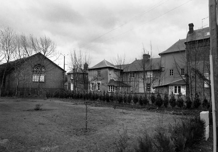 Seconds logements ouvriers, élévation postérieur sur l'Andelle (état en 1988).