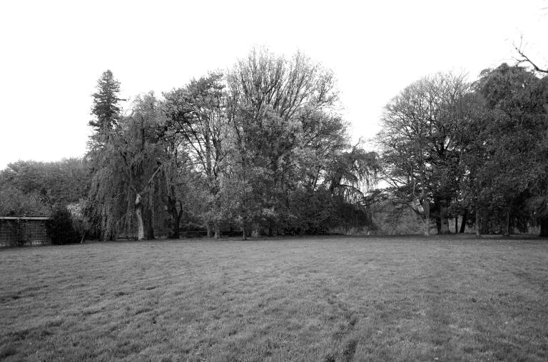 Parc, vue générale vers le nord.- Photographie de l'Inventaire général, 1989. 