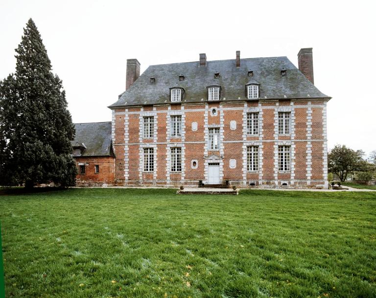 Logis, façade postérieure nord.- Photographie de l'Inventaire général, 1989. 