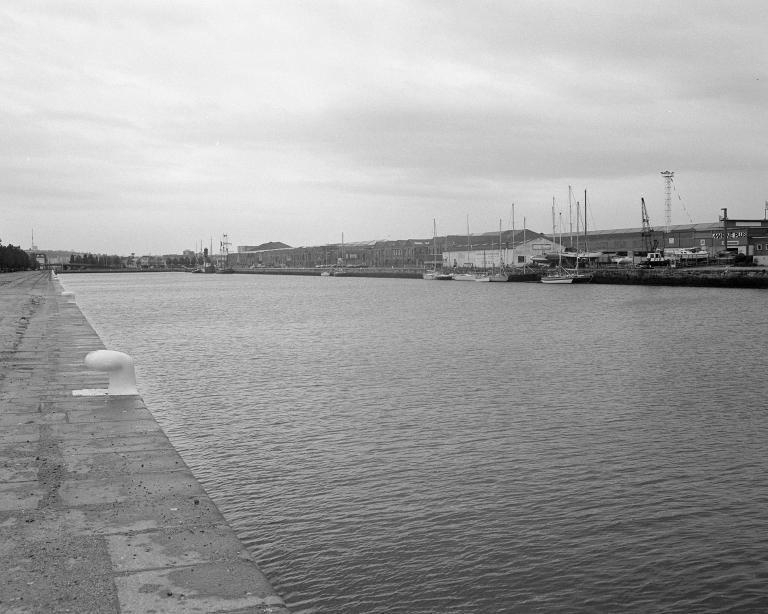 Bassin Vauban, vue du Nord-Ouest. ; Vue de situation du nord-ouest.