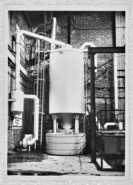 Bac de réacteur et mélangeur. 