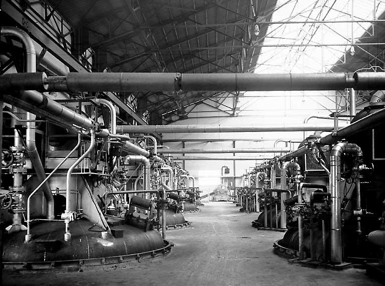 Atelier de fermentation, vers 1960 (Coll. Rhône-Poulenc Biochimie).