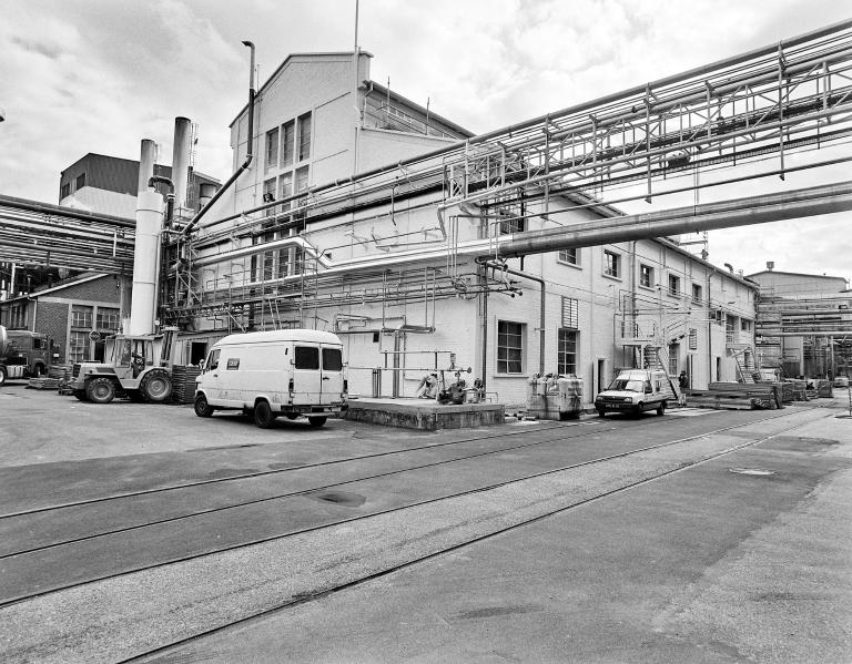 Atelier de fabrication d'iprodione et de phénosthiazines (bâtiment 35 sur le plan), élévations extérieures nord et ouest sur cour.