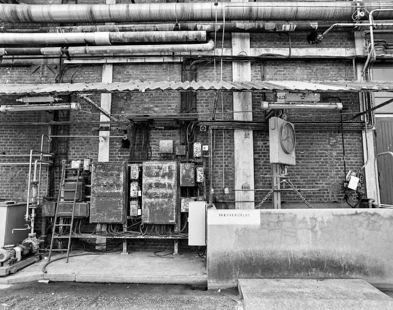 Entrepôt industriel pour le stockage des produits inflammables (bâtiment 43 sur le plan), détail.