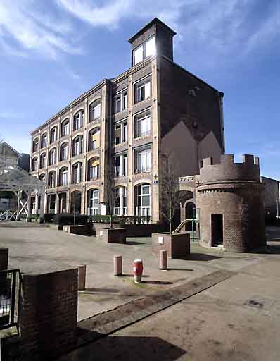 Atelier de teinturerie, élévation sud sur cour.
