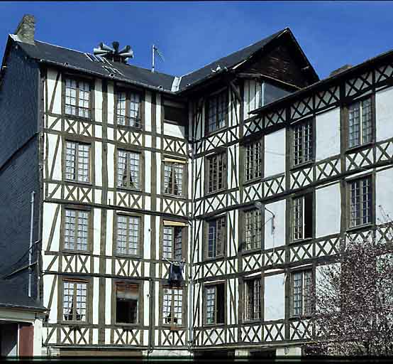 Atelier de fabrication, élévations extérieures est et sud, détail.