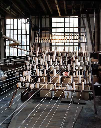 Machine à positionner, dite cantre