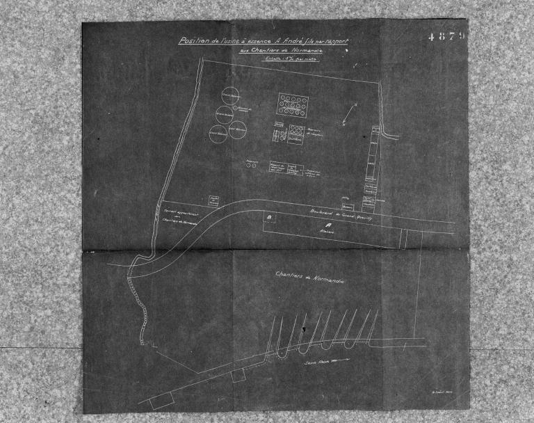 Plan de situation, position de l'usine à essence A. André fils par rapport aux Chantiers de Normandie, 1/1000e, 1904 (AD Seine-Maritime 5 M 516).