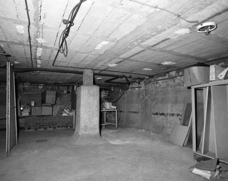 Logement du directeur, cave.