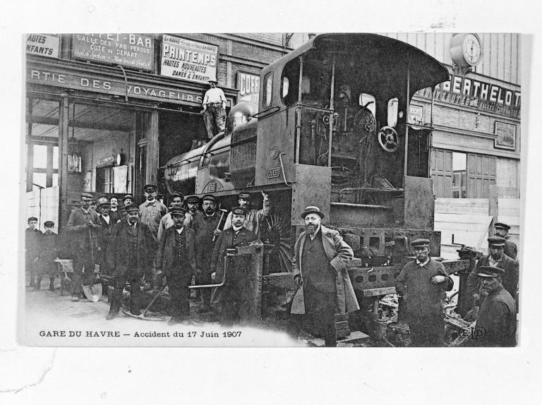 Gare du Havre. Accident du 17 juin 1907.- Carte postale ELD., 1907.