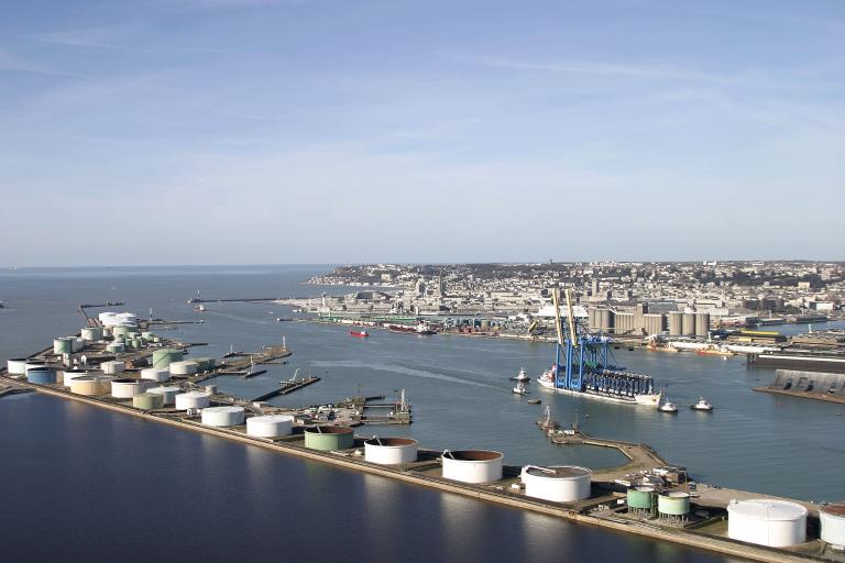 Vue générale.- Photographie aérienne, 2005 (Grand Port Maritime du Havre).