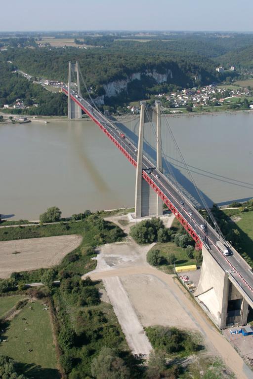 Vue aérienne du pont depuis le Sud (GPMH).