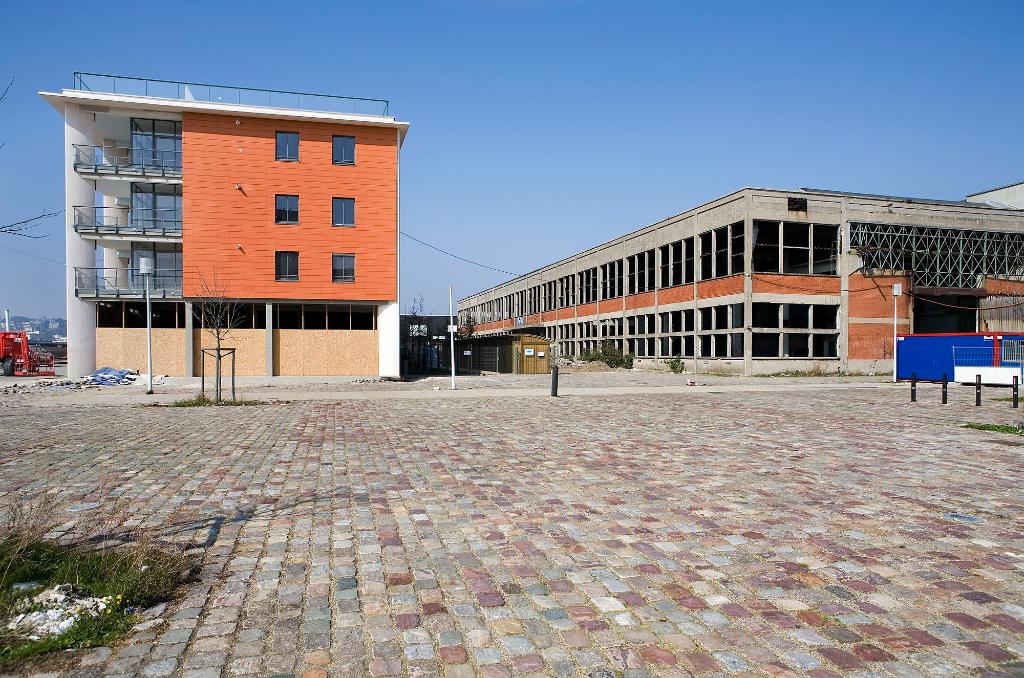 Résidence Cap Marine et ancienne Chaudronnerie des ateliers Caillard, rue de Prony.