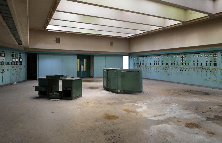 Vue intérieure, ancienne salle de contrôle.