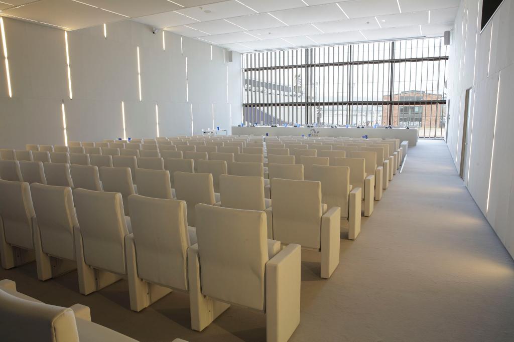 Vue intérieure après reconversion, auditorium.