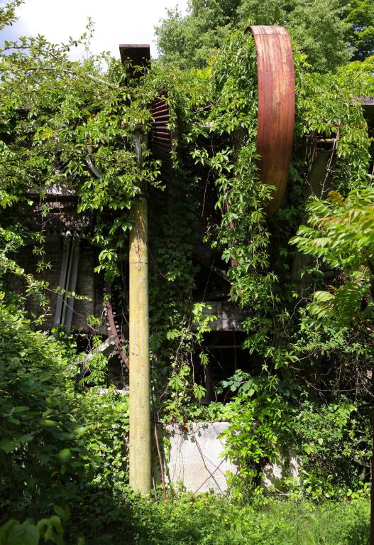 Vestiges de la section bois, système de transmission de la roue hydraulique.