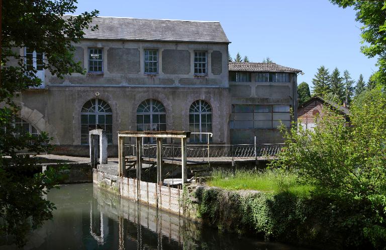 Vannes de décharge et filature de laine.