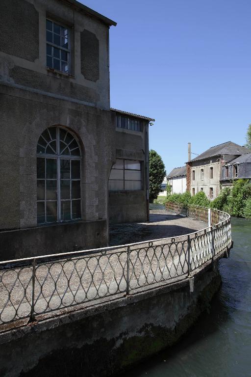 Circulation interne et aménagement de la rivière.