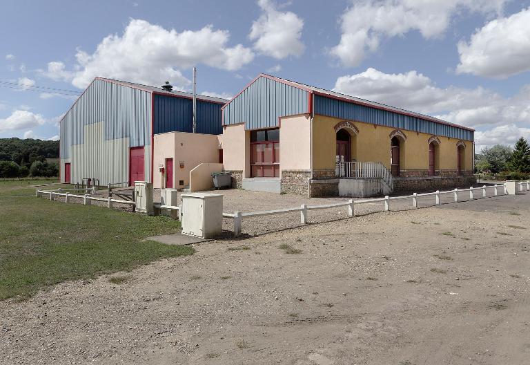 Vue générale de la halle de marchandises depuis le sud-est.