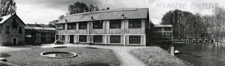 Vue générale de la section métal sur l'île de Bacqueville, vers 1948 (Collection particulière).