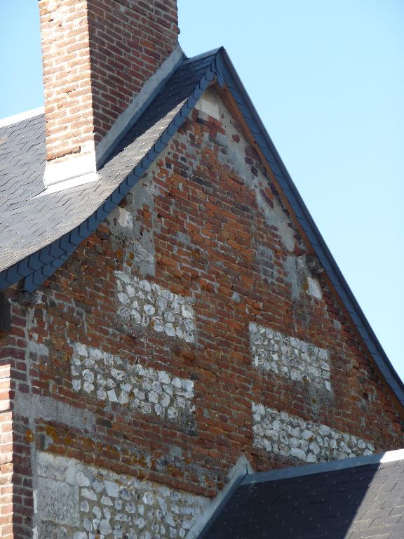 Détail du pignon est.