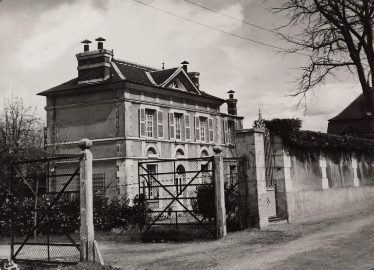 Logement du directeur de production, vers 1950 (Collection particulière).