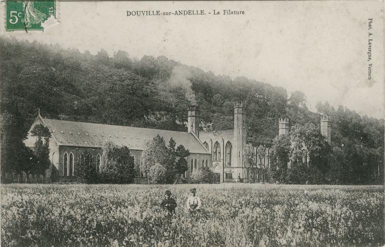 La filature.-Carte postale, Phot. A Lavergne, Vernon, vers 1910 (Collection particulière).