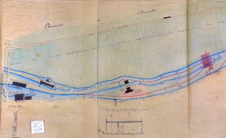 Plan de situation des usines de Charles Levavasseur [des filatures et moulin à blé en activité, de la filature incendiée et de l'emplacement en aval de la filature projetée], 1851 (AD Eure, 19 S 2).