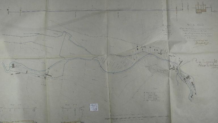 Plan de situation des usines de M. Hommais (A : moulin à blé, B : moulin à foulon, C  :filature exploitée par M. Marchandon, D : filature exploitée par M. Grancher), de la filature de M. Dutuit et du moulin à blé de M. Hedbert situés en amont, 4 août 1848 (AD Eure. 19 S 2).