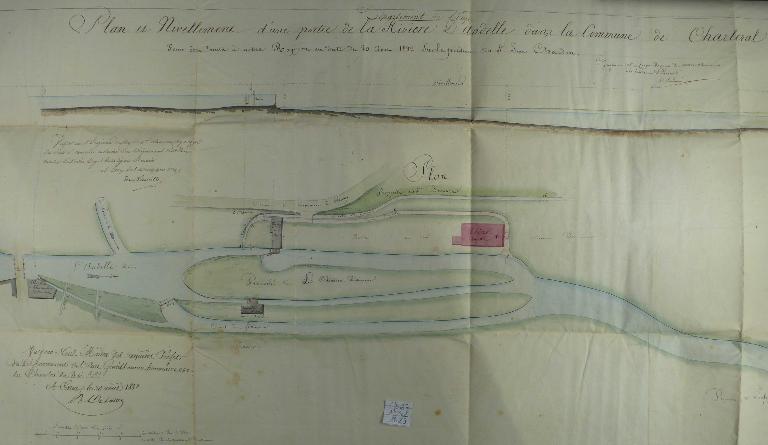 Plan de situation des moulins de M. Chardon (d’amont en aval : moulin à blé, moulin à foulon, moulin à foulon, usine projetée), 30 août 1823 (AD Eure. 19 S 2).
