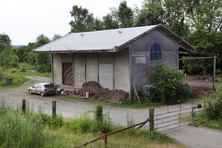 Vue générale de la remise ferroviaire.