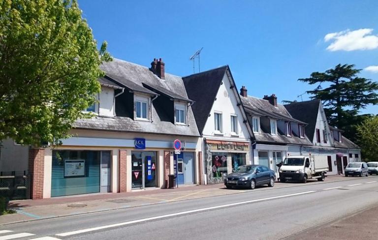 Anciens magasins coopératifs et boutiques "L'Avenir du Trait".