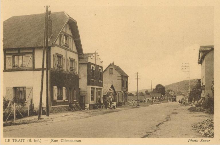 Rue Clémenceau.- Carte postale, photo Sueur, vers 1930 (Coll. part.). 