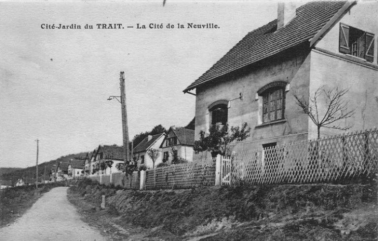Cité-jardin du Trait. - La Cité de la Neuville.- Carte postale, vers 1930 (Coll. part.).