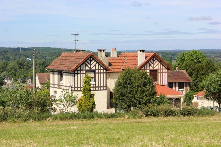 Maison double, rue Volta. 