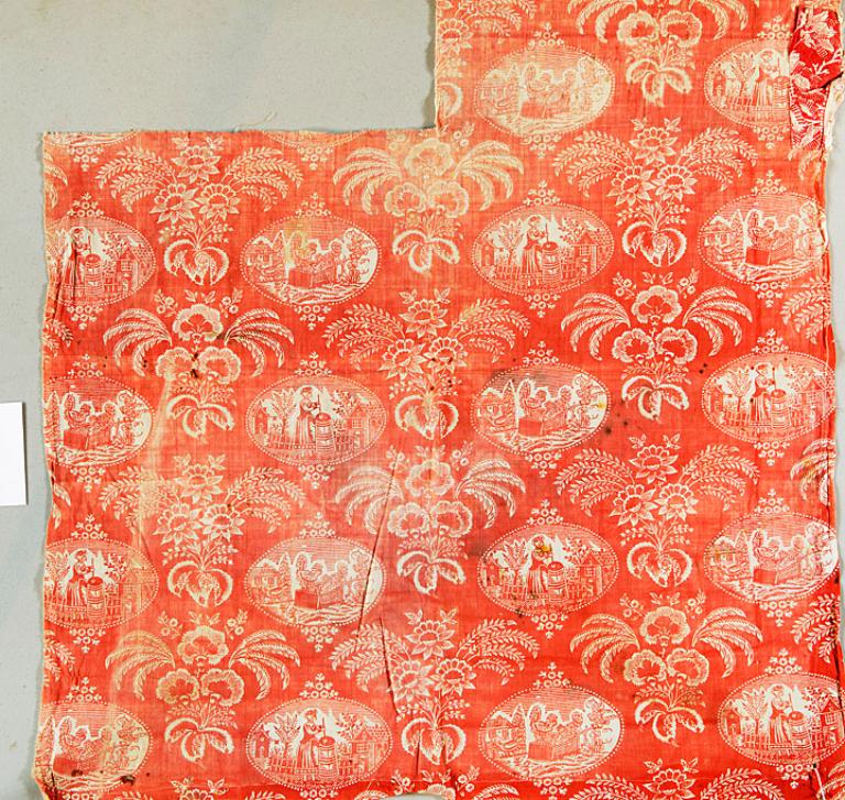 Tissu, coton imprimé, scène de la vie rurale, camaïeu rouge, début XIXe siècle (AM. Lyons-la-Forêt).