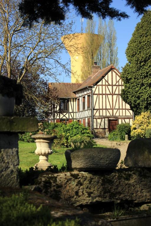 Ancienne maison de ferme, 550 rue de la Bourgeoisie.