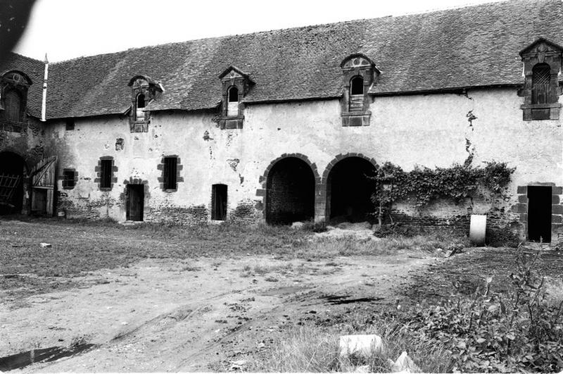 Façade côté cour, extrémité sud.