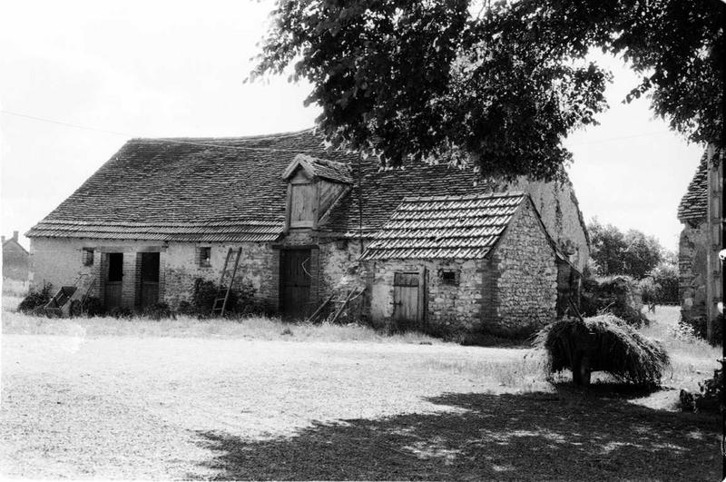 Façade sud de l'habitation.