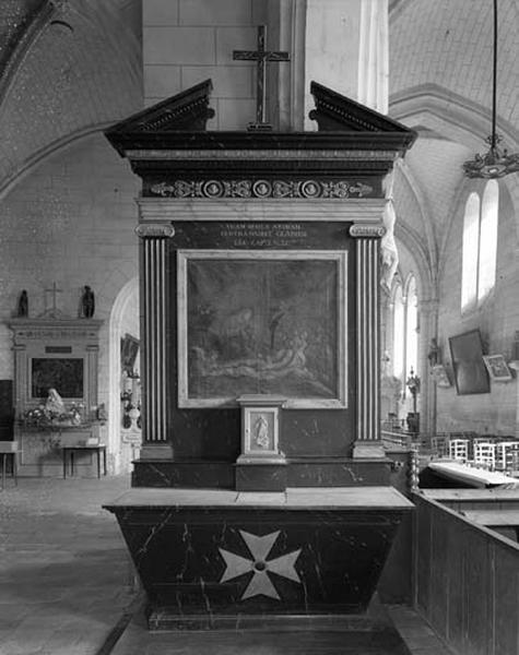 Autel, tabernacle, retable (autel tombeau, retable architecturé), du retable Notre-Dame de Pitie