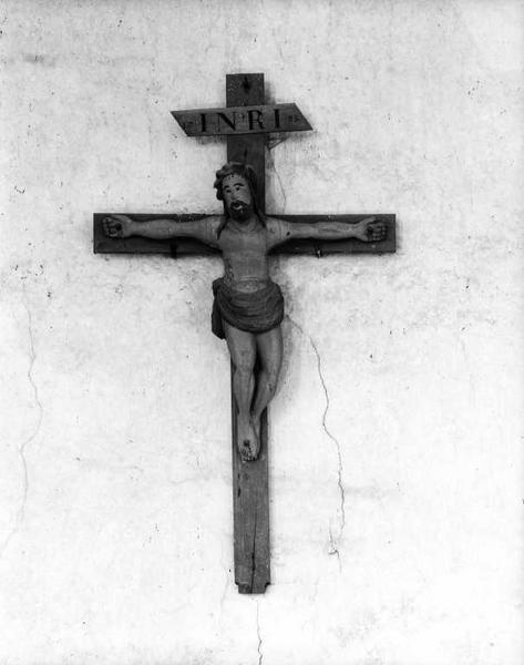 Croix : Christ en croix