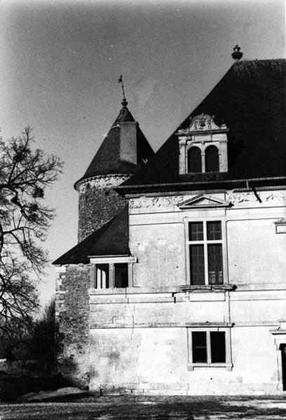 Façade 1560, côté cour.