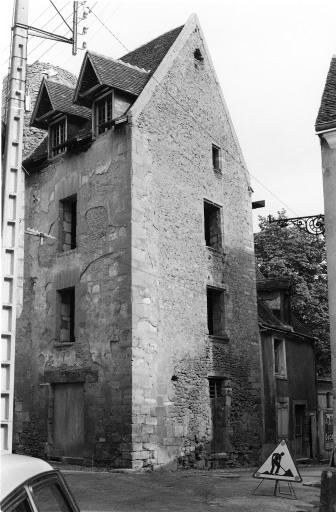 Façade rue de l'Enfer, vue d'ensemble et de volume.