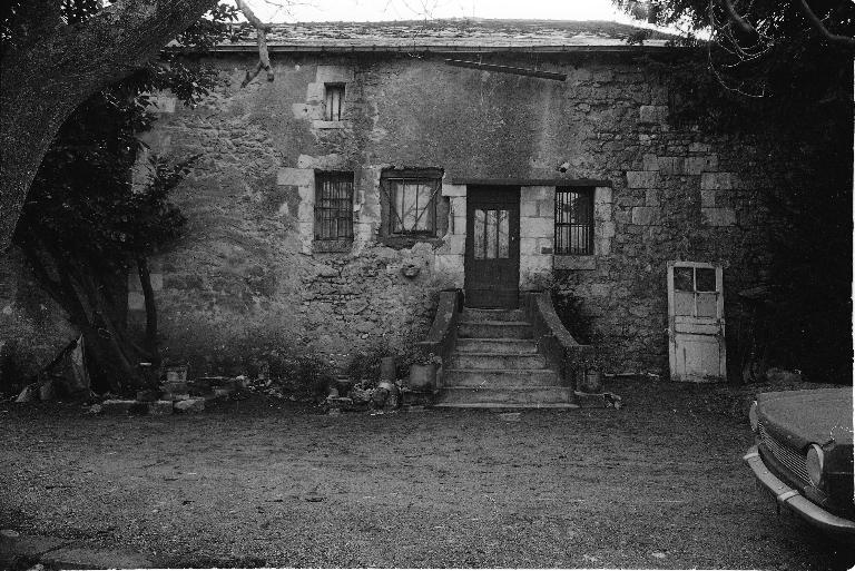 Vue partielle nord de la demeure (1974).
