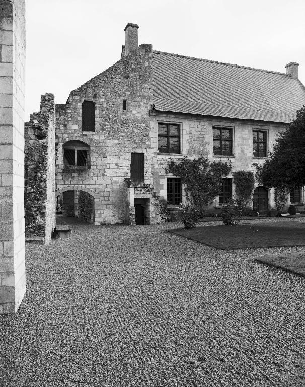 Le logis du prieur (état en 1974).