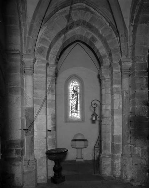 Clocher-porche, vue intérieure : chapelle latérale sud.