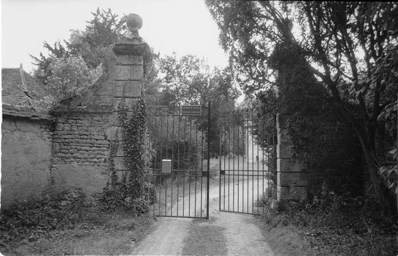 Vue d'ensemble du portail d'entrée.